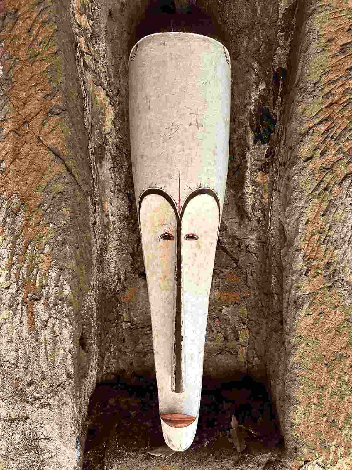 Masque en bois Afrique 2