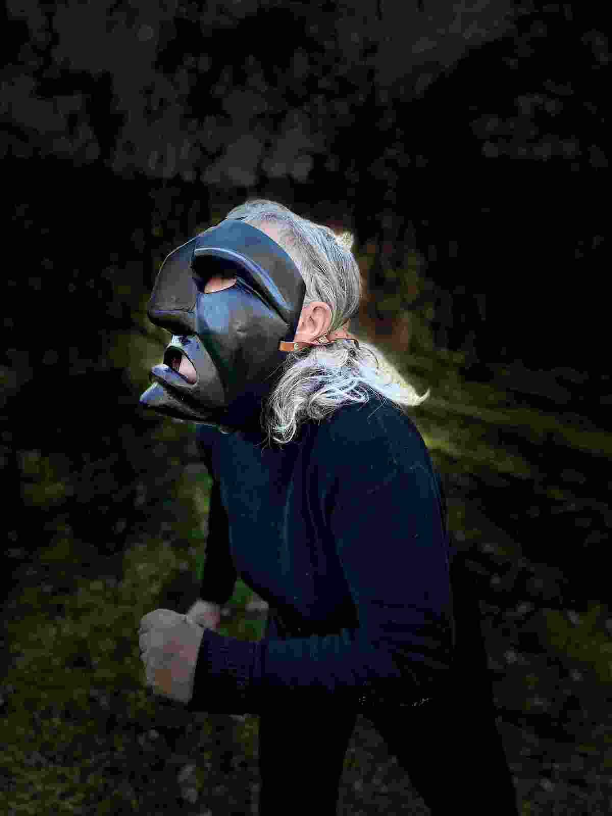 Masque en bois Italie 10