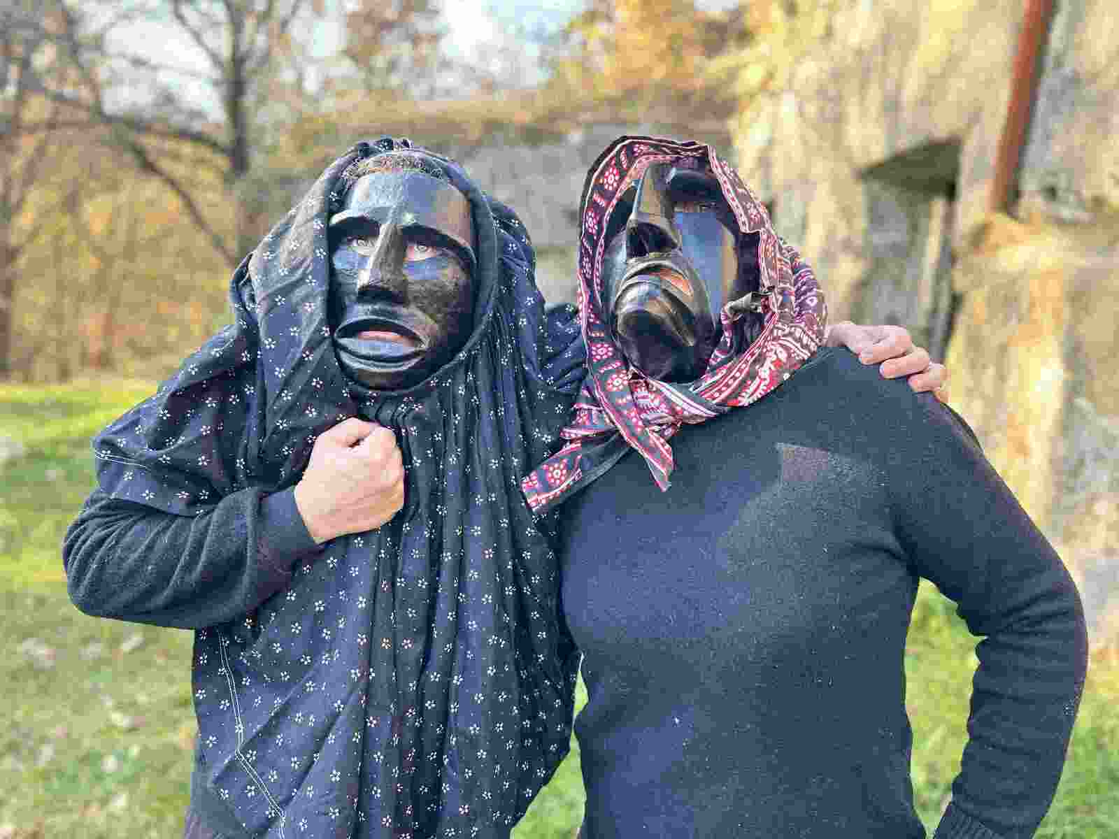 Masque en bois Italie 11