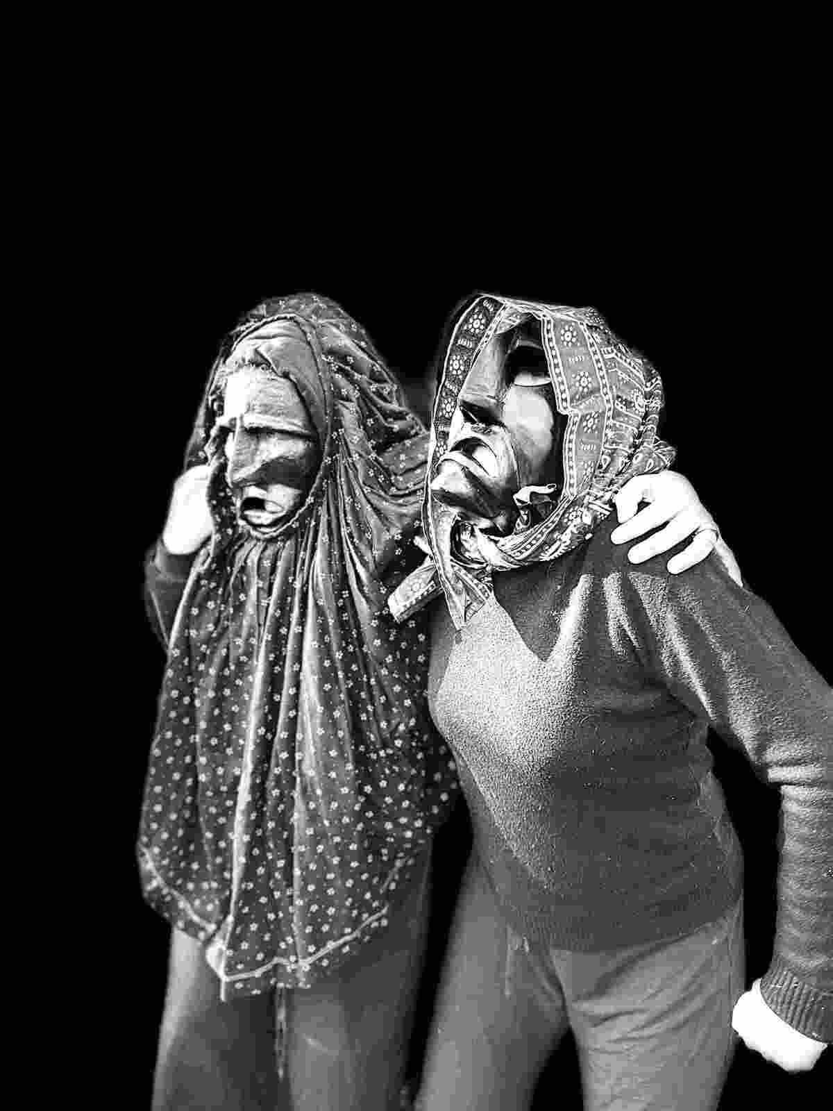 Masque en bois Italie 12